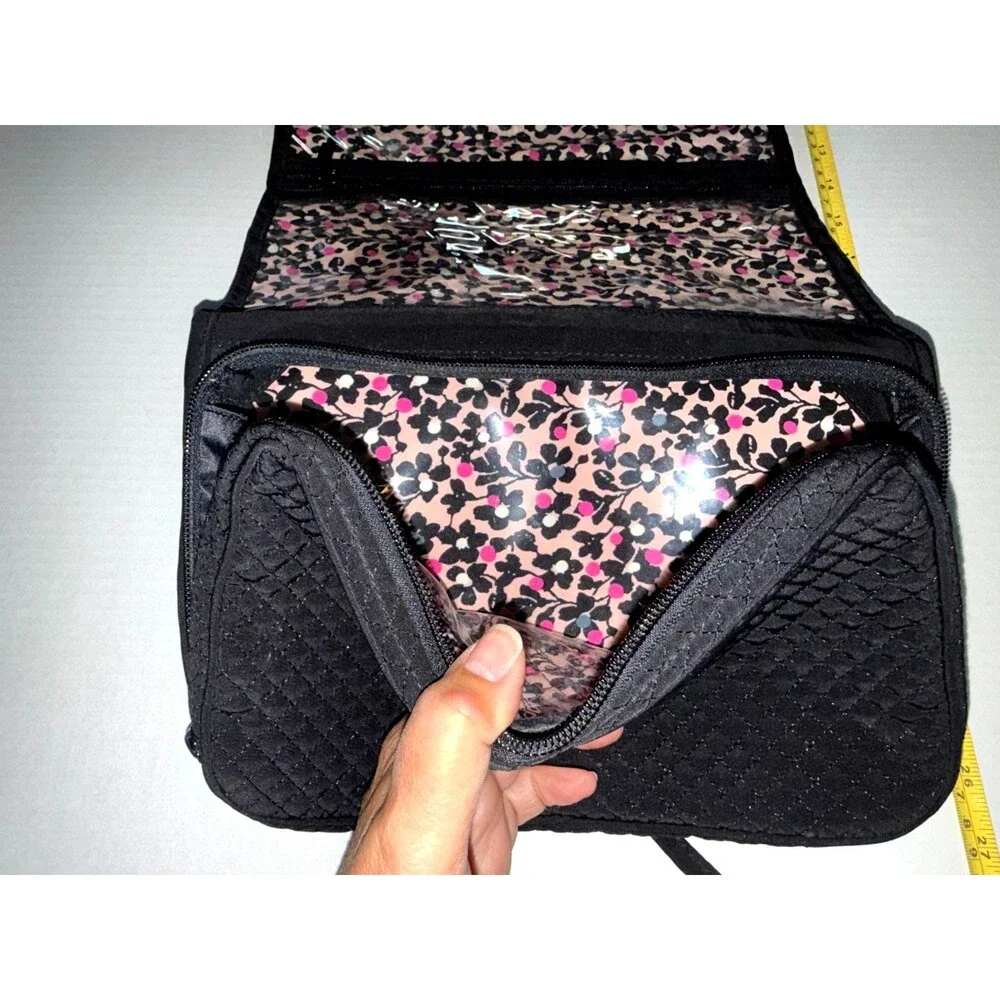 VERA BRADLEY Hanging Toiletry Organizer in Microfiber Classic Quilted Black